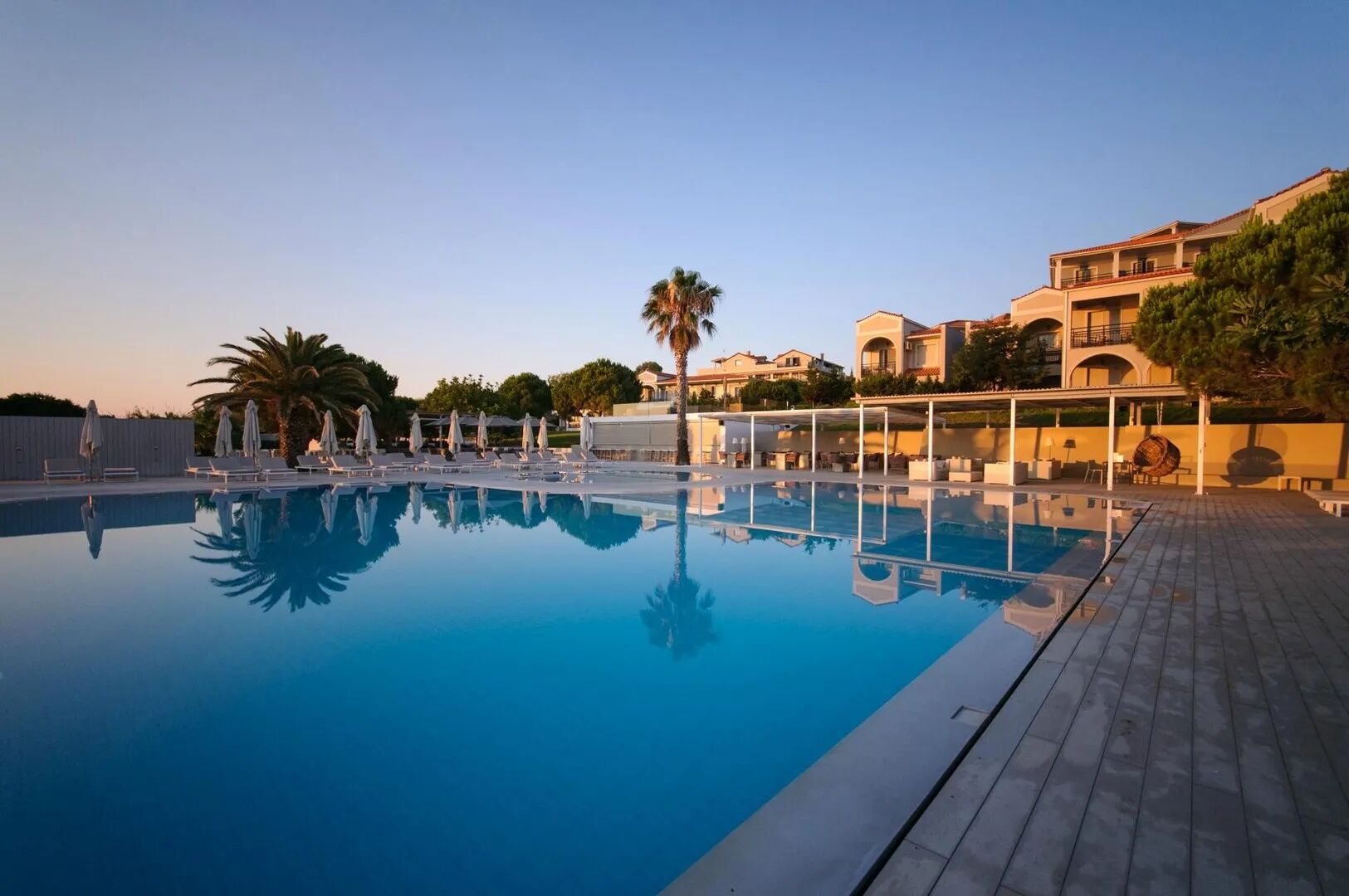 All inclusive The Bay Hotel & Suites - Vassilikos / Porto Roma -  - Griekenland