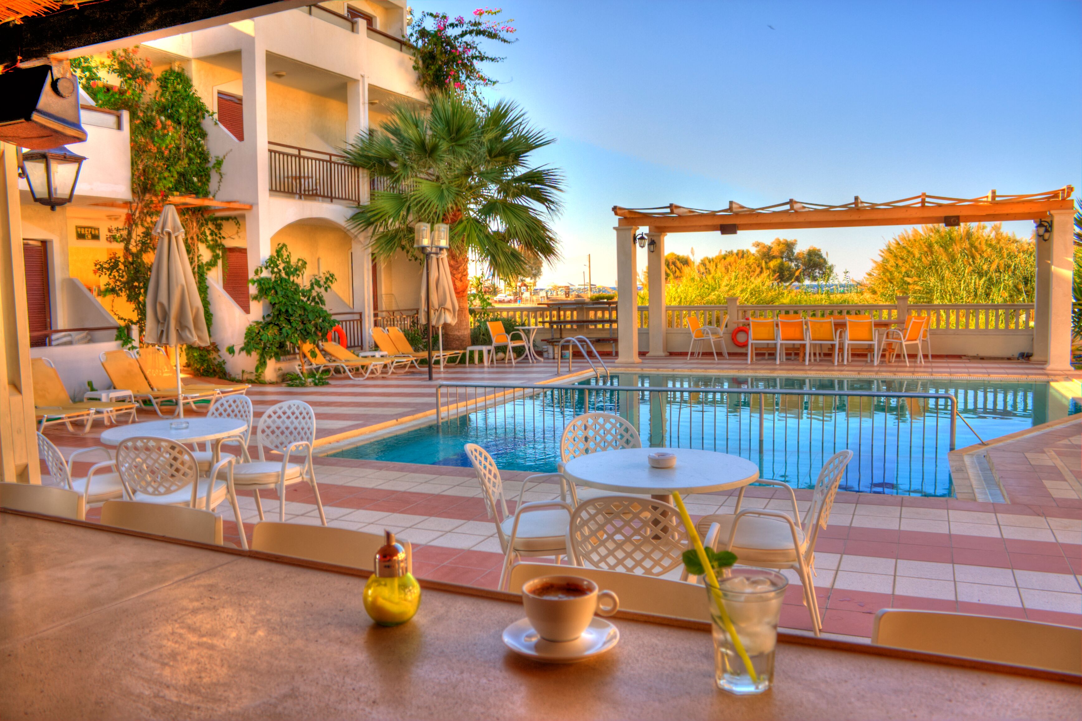 All inclusive Trefon Family Hotel Apartment & Suites - Rethymnon (Platanes) -  - Griekenland